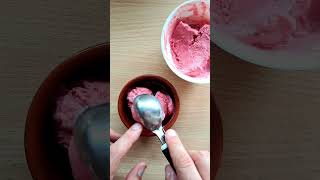 Helado de frutilla con dos ingredientes [upl. by Anol]