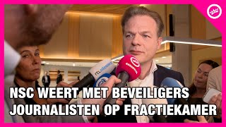 Pieter Omtzigt weert journalisten met beveiligers bang om afgeluisterd te worden [upl. by Yrak7]