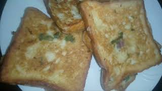 BREAD OMELETTE TOAST  Quick and easy breakfast tip [upl. by Eblehs]