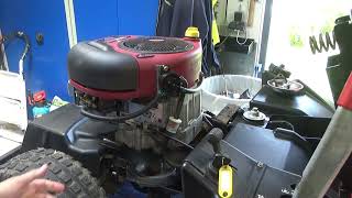 Briggs amp Stratton  skift af toppakning [upl. by Edelson155]