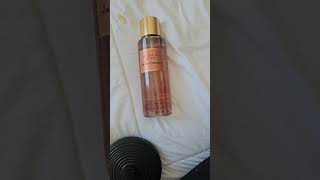 VICTORIA SECRETS  BODY SPLASH  Amber Romance Victorias Secret [upl. by Lindley900]