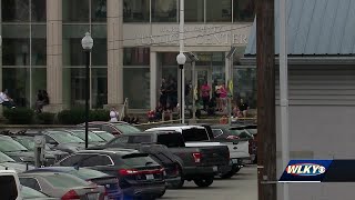 2 dead 1 hurt in Elizabethtown courthouse shooting suspect shot himself during standoff [upl. by Casie]