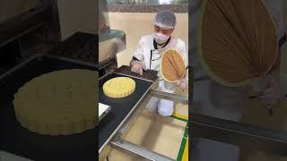 How Many Workers Are Slacking Off In The Mooncake Factory cake mooncake food [upl. by Nyrac177]