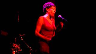 Bettye Lavette  Blackbird  Live in London 2011 [upl. by Vladimir]