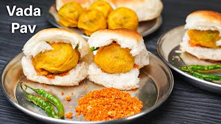 बारिश के मौसम में बनायें गरमागरम तीखा वड़ा पाव  Vada Pav Recipe  How to make Vada Pav  Kabita [upl. by Page]