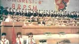 Enver Hoxha  Rinia dhe Enver Hoxha kendojne per Kosoven [upl. by Ailee172]