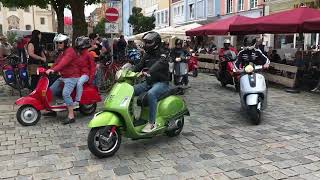 Vespa Treffen in Traunstein 30072022 Italienische Nacht [upl. by Ahscrop]