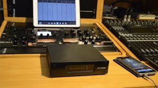 Universal Audio  UAD2 SATELLITE 1 Visión General [upl. by Sivrup408]