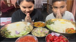 KINEMA CURRY KALO DALVINDI FRY  DALLE KO ACHARAALO CHOKHA amp SALAD mukbang [upl. by Marguerita]