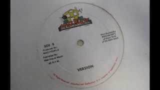 Instrumentalversion Action Riddim Mad House  1991 Dancehall Reggae Riddim Classic [upl. by Dexter]