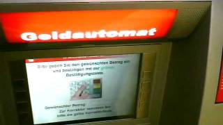 Geld abheben am Automaten [upl. by Ynnaf]