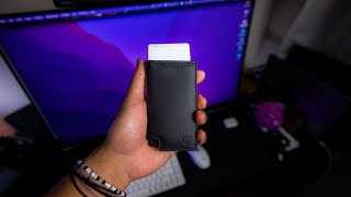 Ekster Senate Carbon Fiber  Carbon Fiber Wallet Review [upl. by Pittman20]