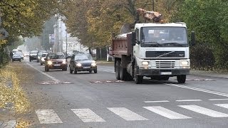 Progi zwalniające na Wólczańskiej przy Skorupki  odsłona druga [upl. by Carolynne]