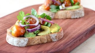 Receta de bruschettas de palta y tomate cherry  Alicante Sabores Naturales [upl. by Lubba718]