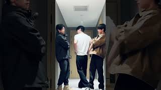 Trend Tắt Đèn  Cách chằng trai 6 múi 🔥twins douyin dance tiktok trending xuhuong [upl. by Ettolrahs]