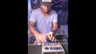 Demo de DJ MANO STICKER sur Boss DR670 à la Jet7 bar Cotonou [upl. by Annoerb223]