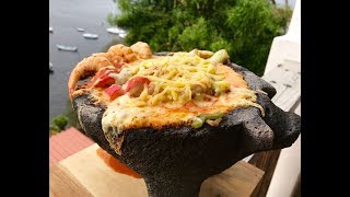 MOLCAJETE DE MARISCOS ¡ESPECTACULAR [upl. by Ennairrek]