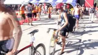 Las imágenes del triatlón de la Paz [upl. by Ecneralc]