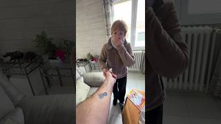 JE PRANK MA MÈRE AVEC UN FAUX TATOUAGE 🤮  il est horrible  arnopadawan prank humour tattoo [upl. by Parhe983]