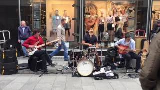 Amazing street band Dublin Sultans of swing [upl. by Novy]