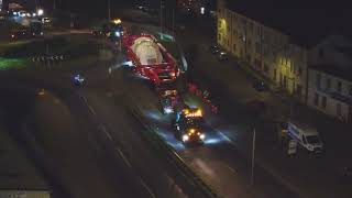 Allelys Heavy Haulage Record Breaking load leaving Newport Docks on the A48 13012014 [upl. by Worra]