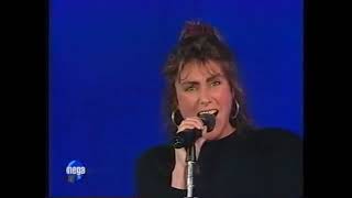 Laura Branigan  Forever Young  LIVE in Chile [upl. by Kenwee]