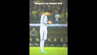 Mesut Ozil praying before every match  RESPECT [upl. by Orville]