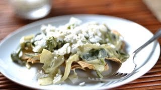 Chilaquiles con rajas de poblano [upl. by Hgielram197]