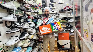 Delhi Shoe King Wale  branded Shoe Market in Delhi  shoes in wholesale price  Cheapest Shoe Stor [upl. by Wera]