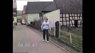 SchelleHandglocke Mitteilung ausrufen Krastel im Hunsrück 1987 [upl. by Gabriel]