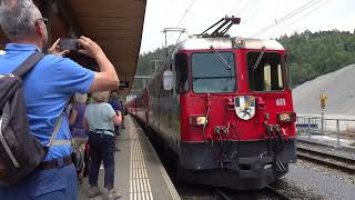 Per trein doorheen de Rheinschlucht Zwitserland [upl. by Barbra]