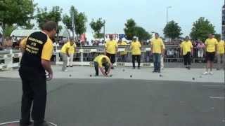 Record du monde 1000 boules dans lheure 2011 à Dreux [upl. by Oigroeg]