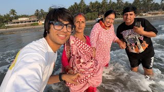 Amma Or Mummy Dar Gayi Goa Beach Pe 😂 Gussa hogye [upl. by Ytisahcal]