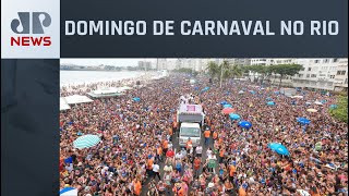 Rio de Janeiro tem 54 blocos nas ruas neste domingo 19 de Carnaval [upl. by Eiral]