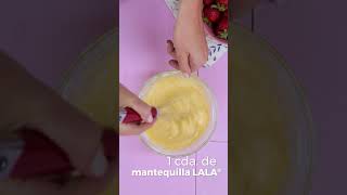 Crepas de Fresa con Queso Cottage LALA® [upl. by Delorenzo455]