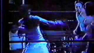 MICHAEL SPINKS vs LAMONT KIRKLAND 1976 NATIONAL GOLDEN GLOVES [upl. by Anaujahs90]