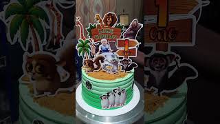 Madagascar theme cake shortvideo cake cakedecorating birtdaycake [upl. by Eram]