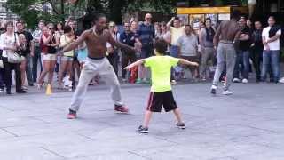 Street Performers Downtown Manhattan New York [upl. by Etoile]