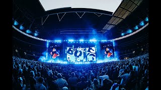 Blur Girls amp Boys Live from Wembley Stadium [upl. by Cirillo]