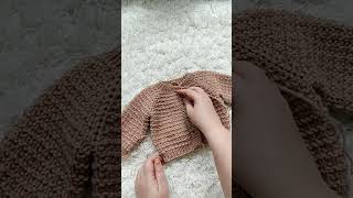 finishing touches knitting freeknittingpattrens babycardigan knittingdesignforbabysweaters [upl. by Neiht562]