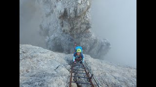 VIA FERRATA DELLE BOCCHETTE ALTE Dolomiti di Brenta I Sirboni [upl. by Giliane425]