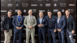 Commissaris Brok opent restaurant Ode en hotel Abdij in Dokkum [upl. by Duaner]