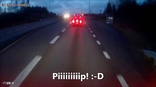 Olyckor och dumheter i trafiken filmat från långtradarens perspektiv [upl. by Irabaj245]