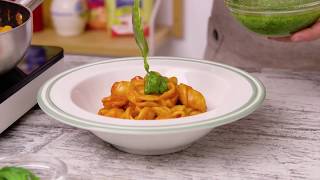 Ricetta orecchiette al sugo con formaggio e pesto di rucola  Divella [upl. by Eckblad]