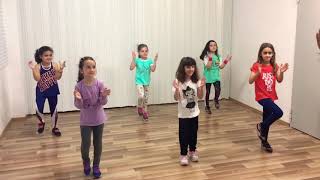 Azukita Zumba Kids Junior  Zumba Kids ft Iris PAVLOPOULOU [upl. by Gausman]