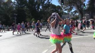 Bay to Breakers San Francisco  V  5 21 2017 [upl. by Bogusz381]