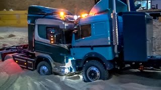 RC truck Scania got stuck Rescue ACTION with wheel loader [upl. by Dlanor251]