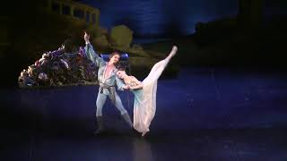 Daria Klimentova and Vadim Muntagirov Le Corsaire bedroom pas de deux chAnnaMare Holmes [upl. by Ano]