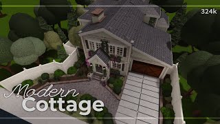 Modern Cottage 324k Pt1Tour  Roblox Bloxburg [upl. by Eltsirc]