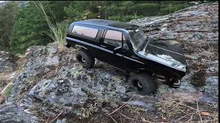 RC4WD Trail Finder 2 Blazer Midnight Edition Hobbwing Fusion [upl. by Musihc]